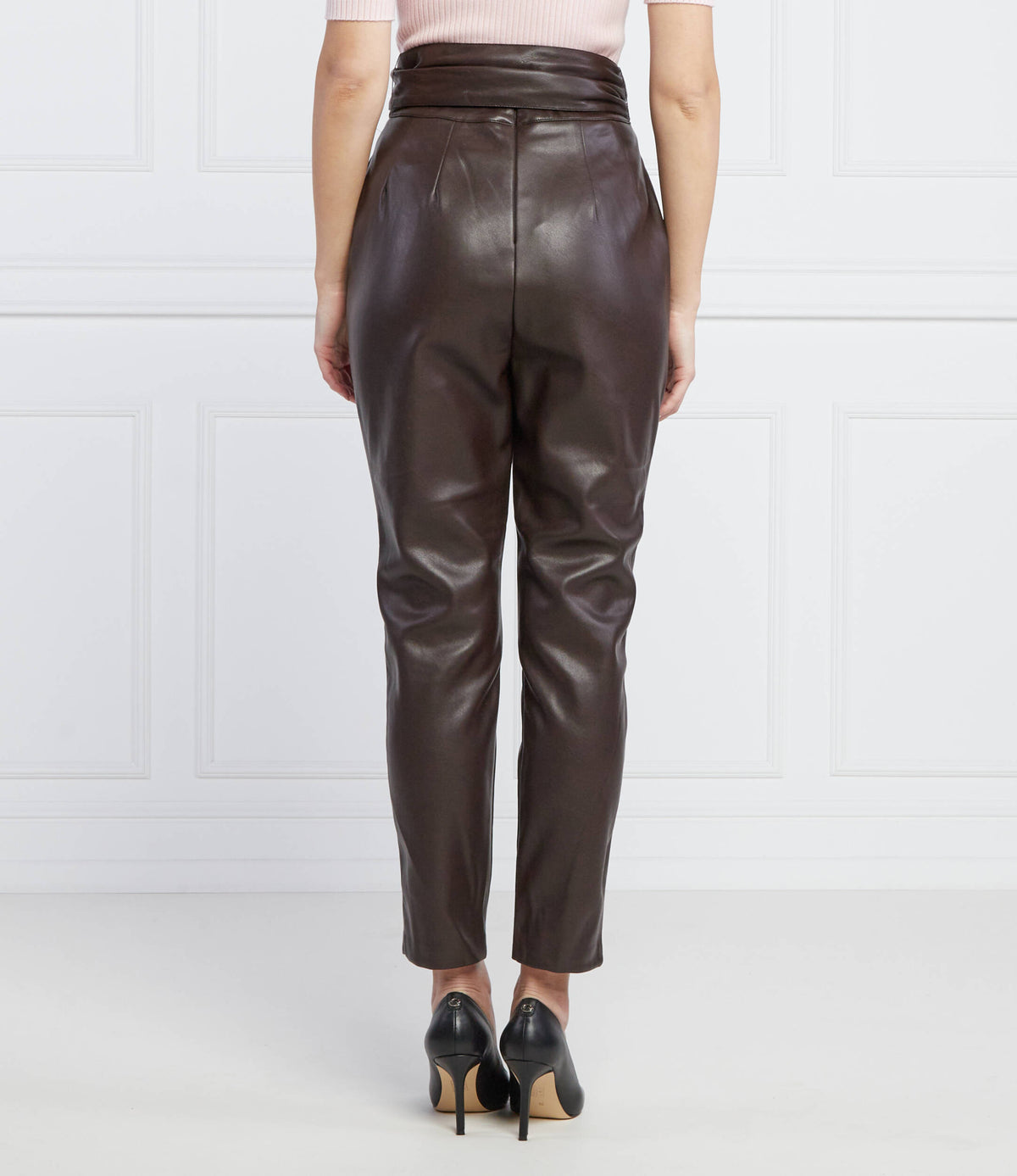 Marciano by Guess Devine lefelé szűkülő nadrág – sötétbarna