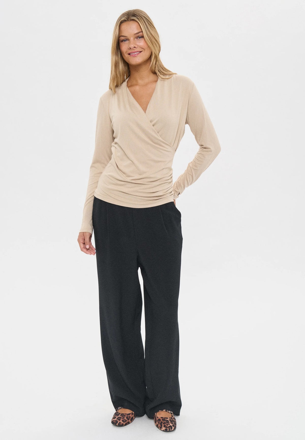Saint Tropez VIGGASZ WRAP Long-Sleeve Top – Oxford Tan