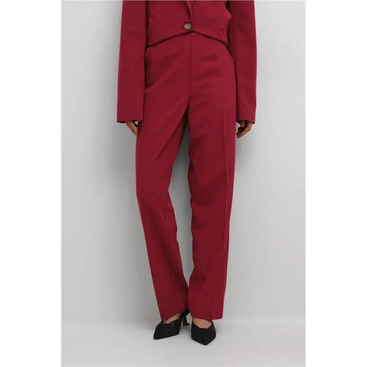 Kaffe Sakura Tailored Trousers – Burgundy