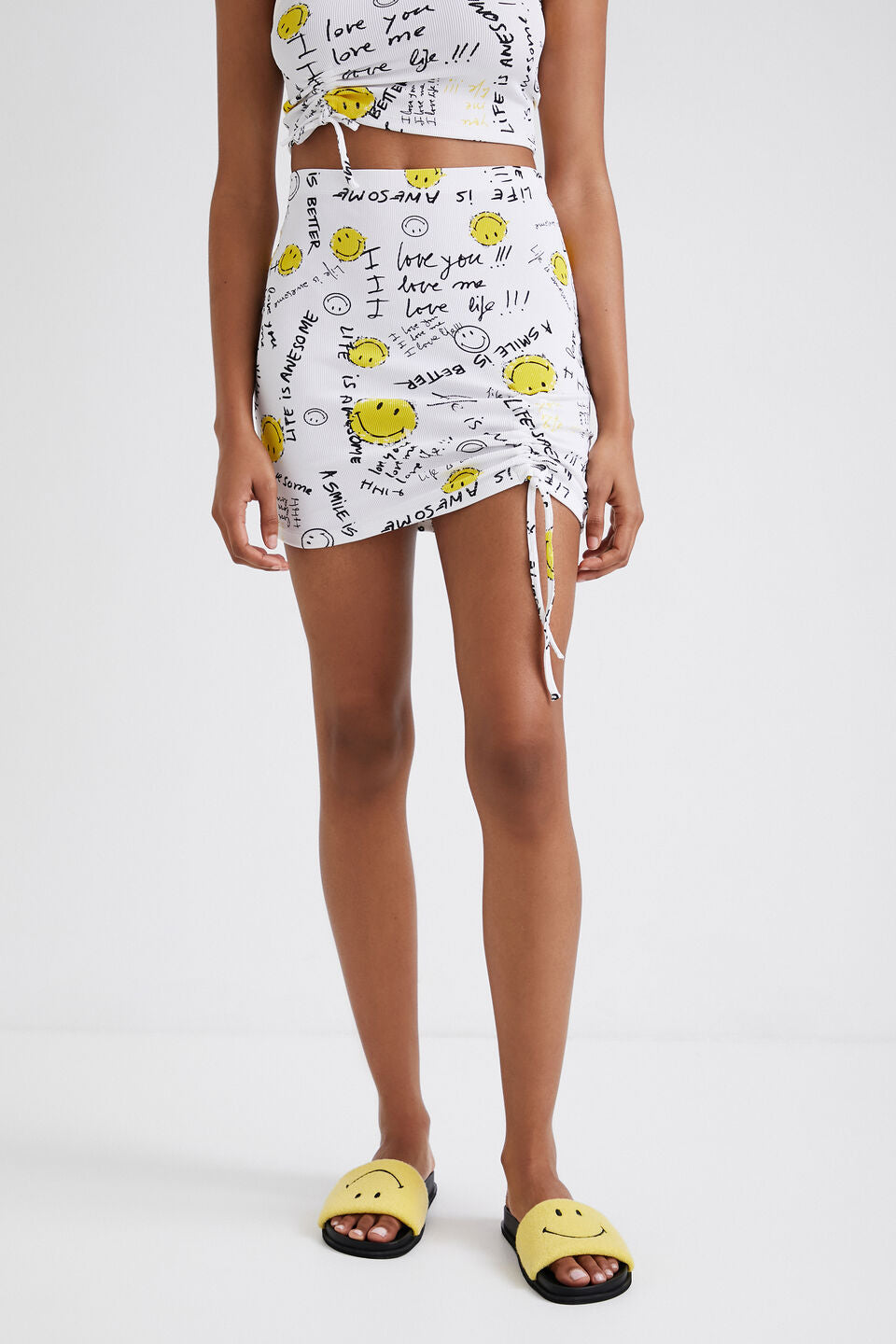 Desigual Smile rövid felső és miniszoknya szett