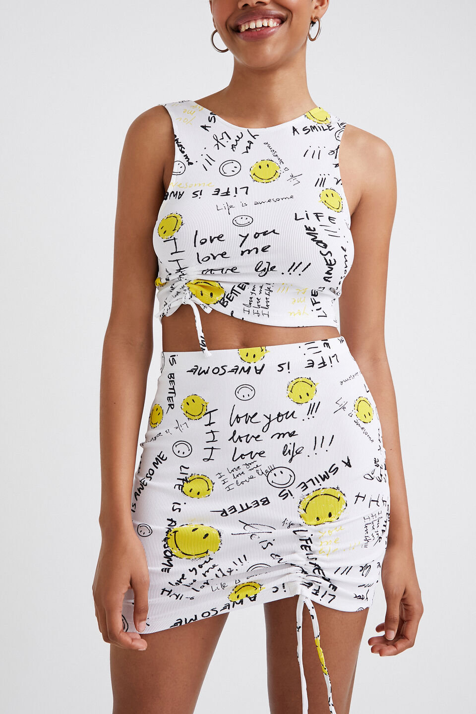 Desigual Smile rövid felső és miniszoknya szett