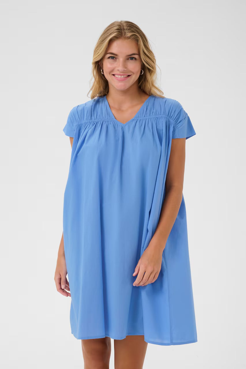 Kaffe KAThua V-nyakú miniruha – Azure Blue