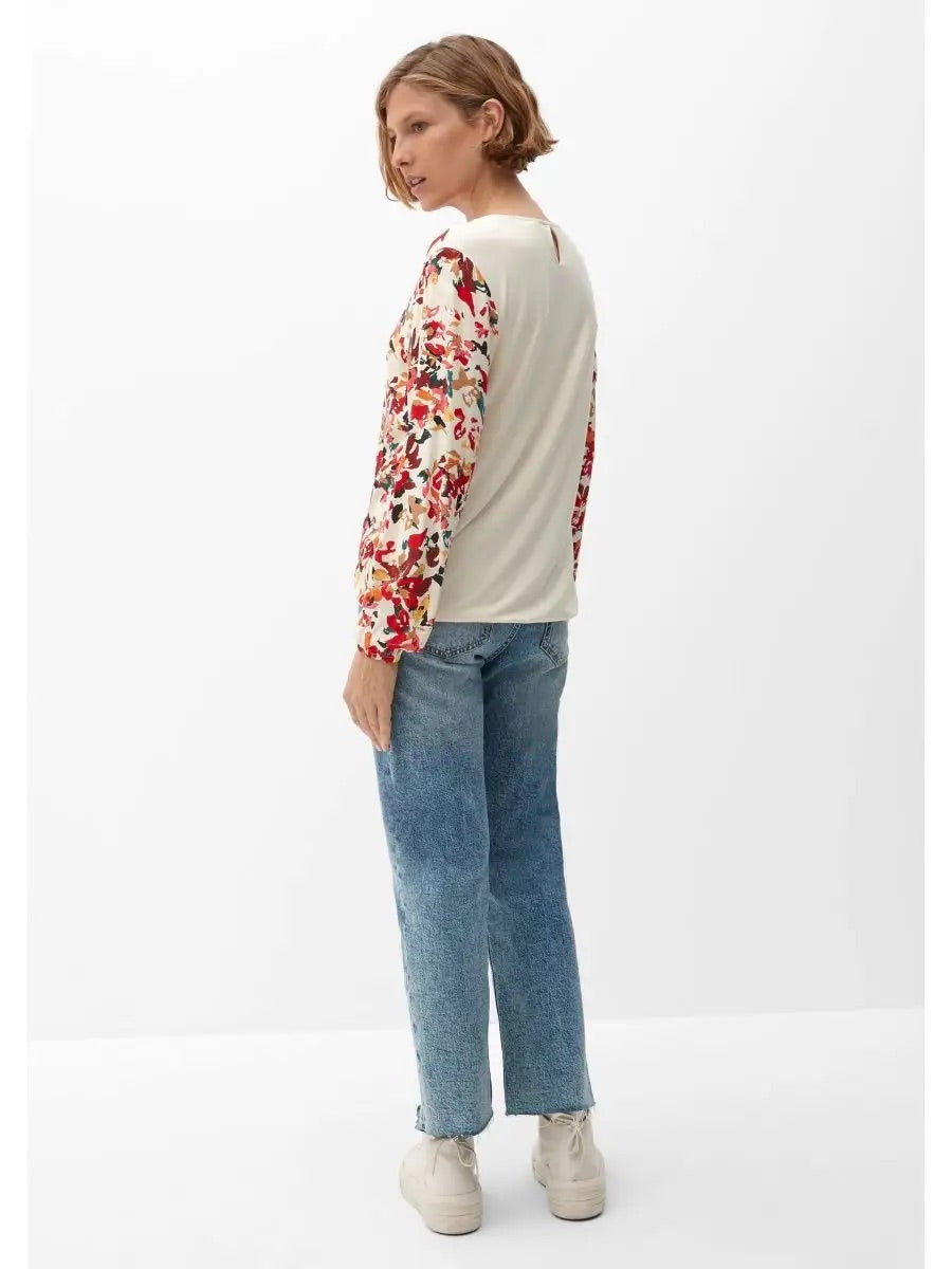 s.Oliver Autumn Floral Print Blouse with Keyhole Back – Cream