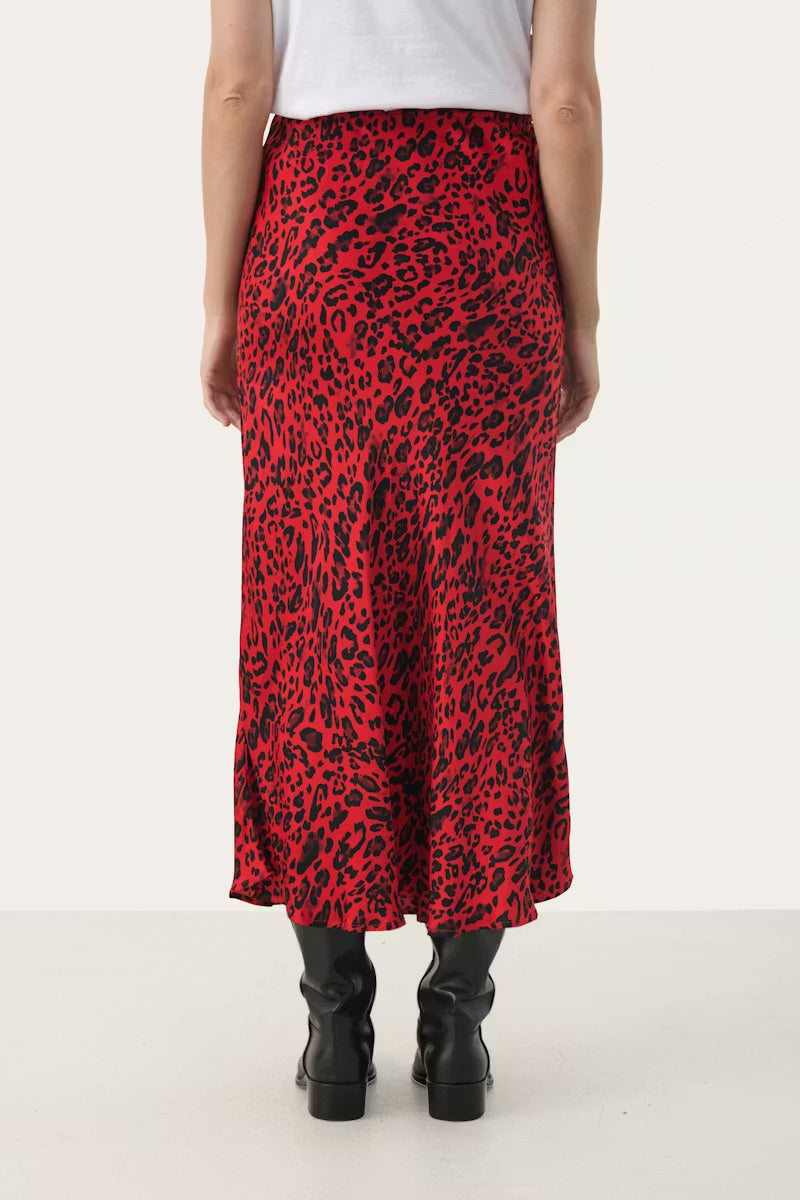 Part Two LaurinaPW Skirt – Red Leopard Print Midi Skirt