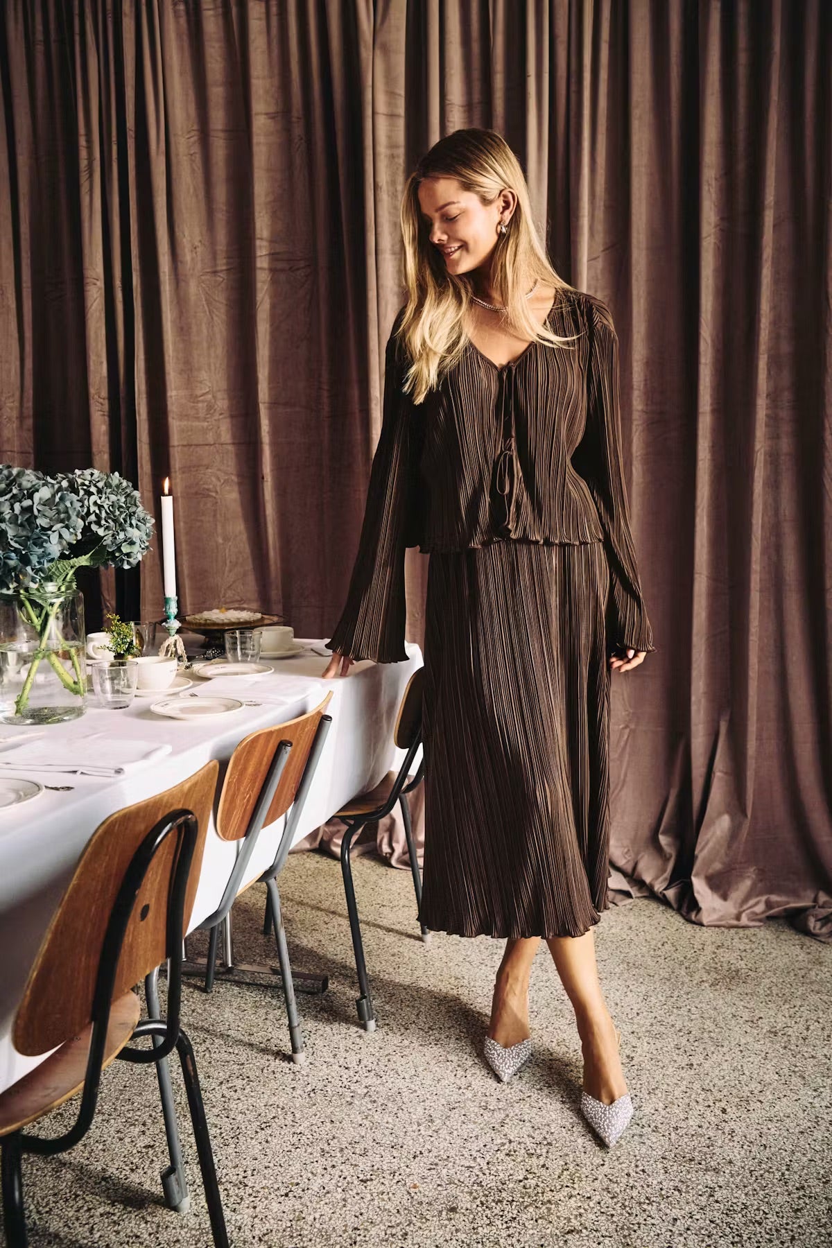 Saint Tropez ZuniSZ Pleated Blouse – Chocolate Brown