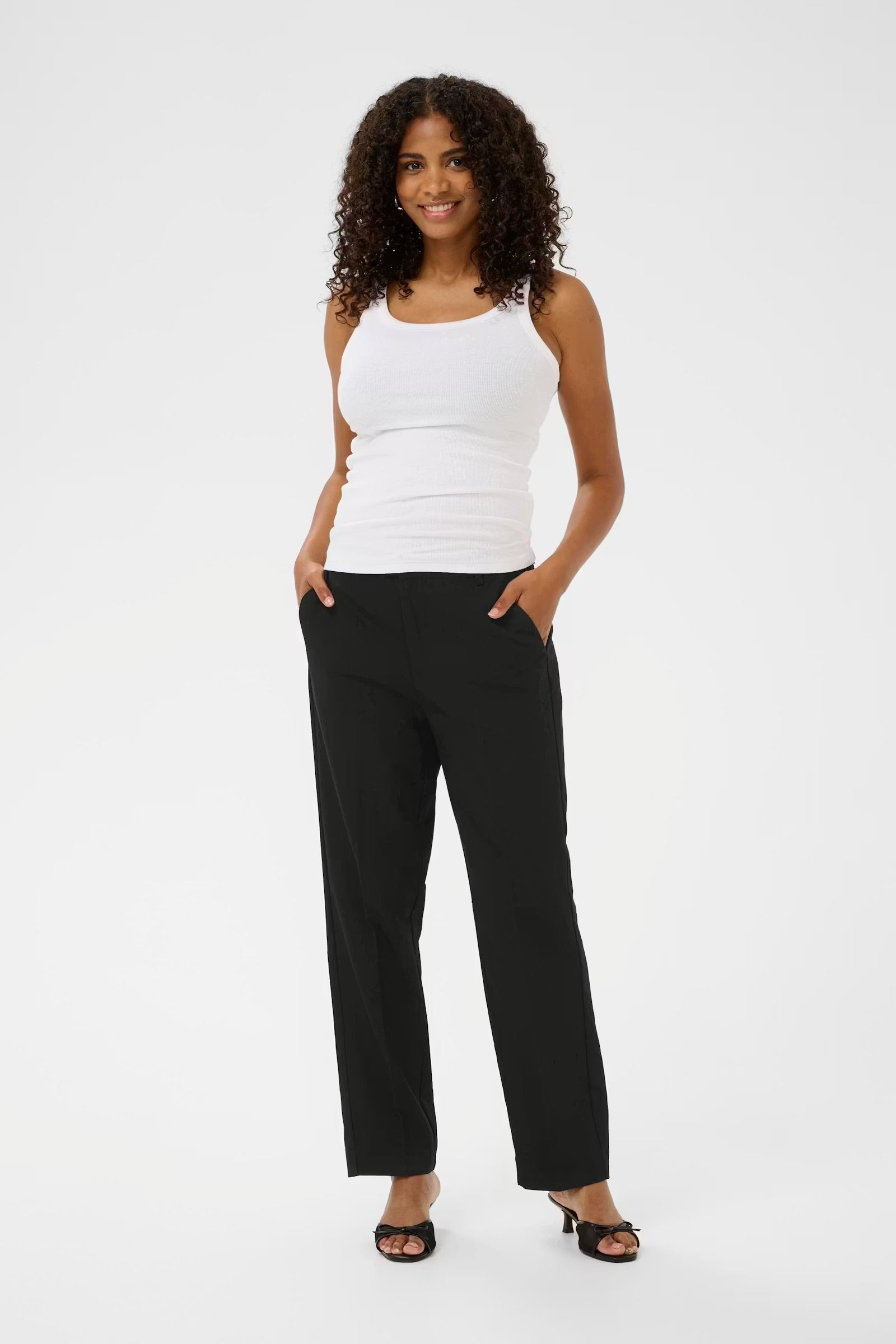 Kaffe KAsakura Straight-Leg Trousers – Black