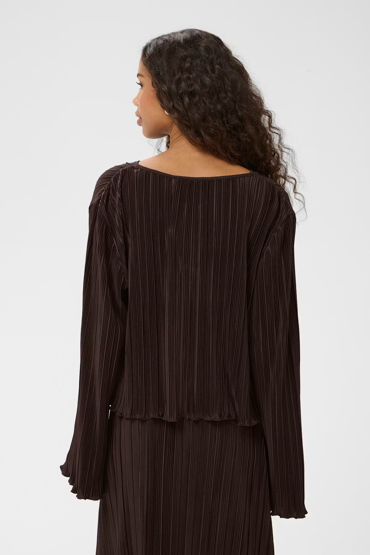 Saint Tropez ZuniSZ Pleated Blouse – Chocolate Brown