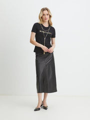 Marciano Guess T-Shirt Olivia White Regular Fit worn with a black leather skirt, a chic outfit for women's fashion outlet.