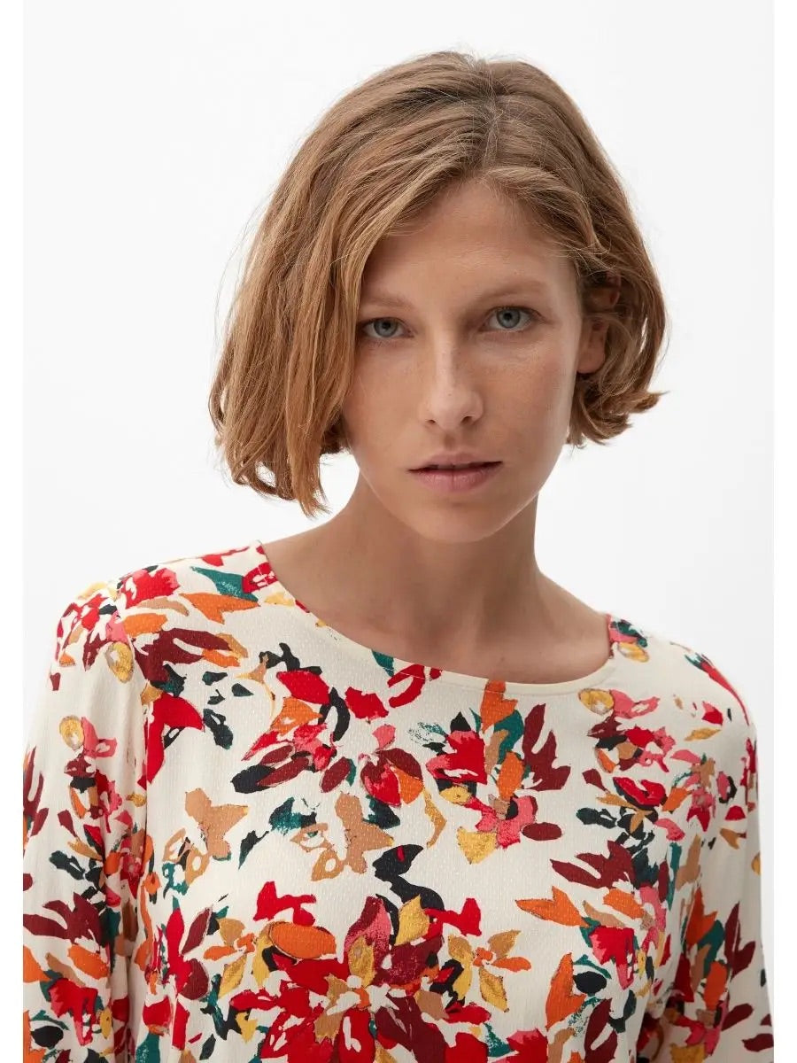 s.Oliver Autumn Floral Print Blouse with Keyhole Back – Cream