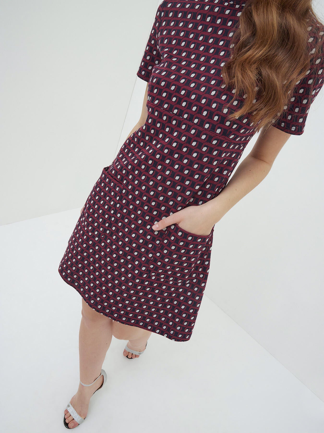 Motivi Geometric-Print Dress – Burgundy