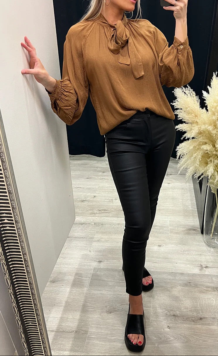 Sorbet SBPAJA Silk Blouse – Camel