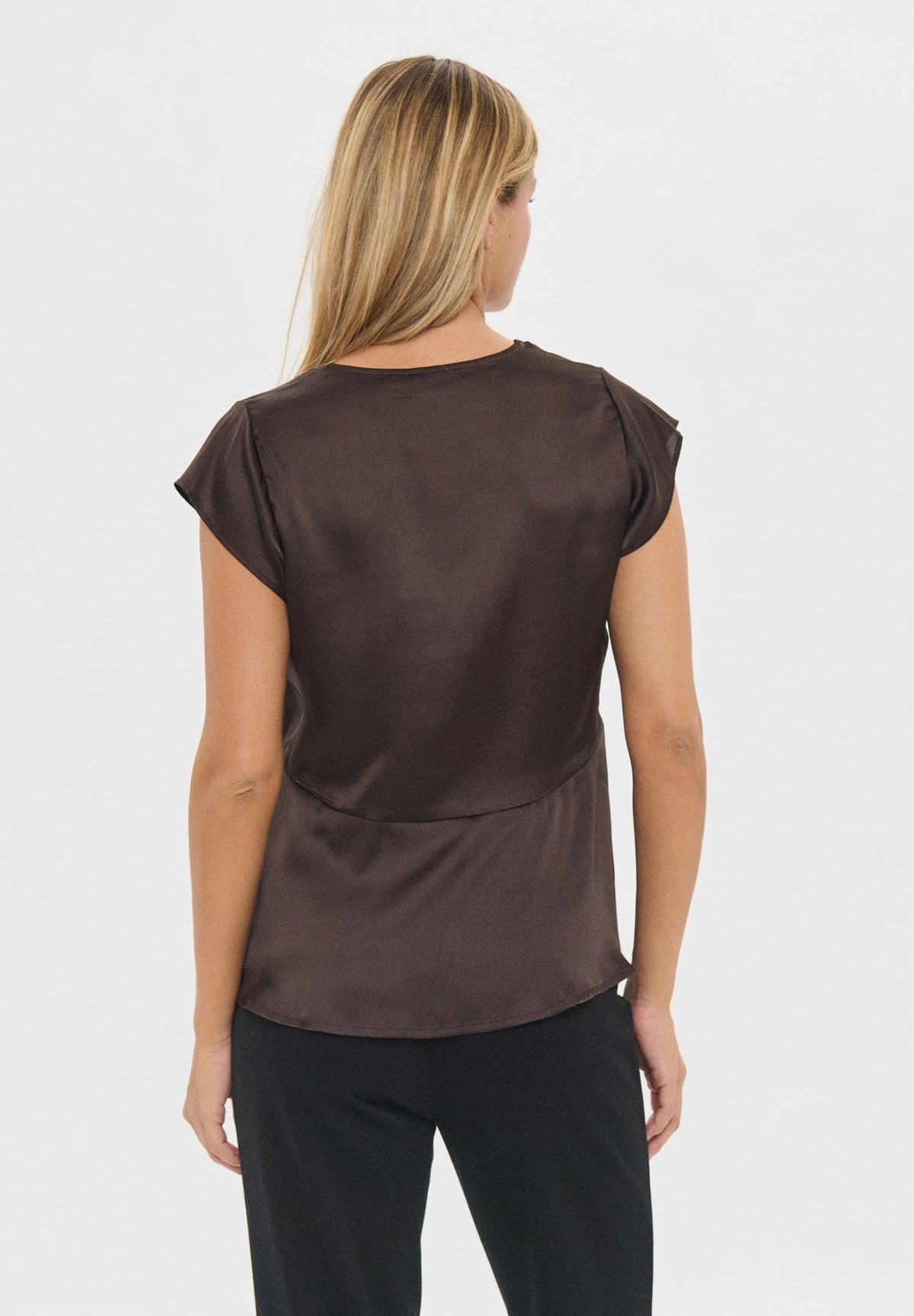Saint Tropez SafinaSZ Short-Sleeve Blouse – Dark Oak