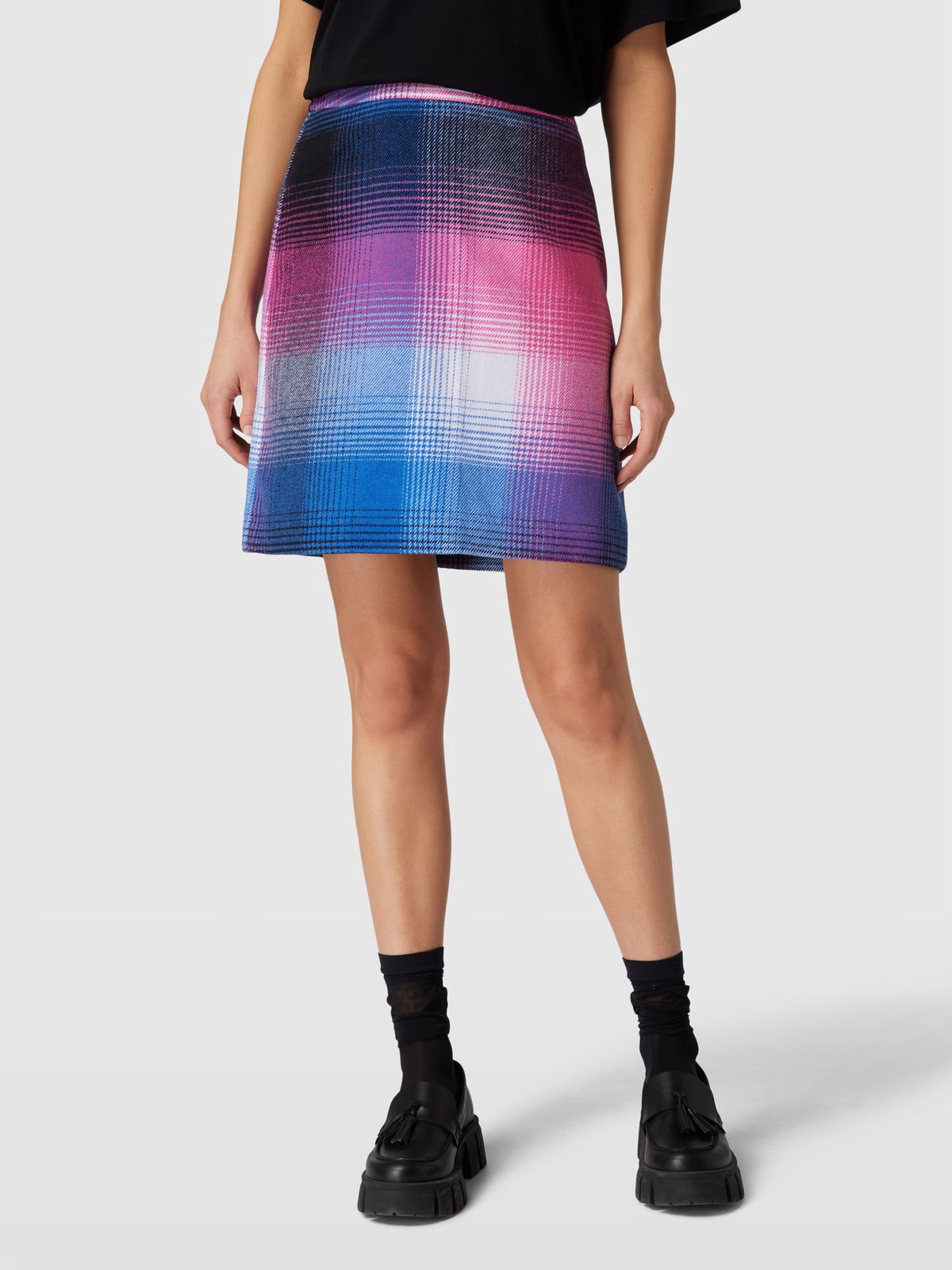 s.Oliver RED LABEL Gradient Plaid Mini Skirt – Royal Blue to Pink