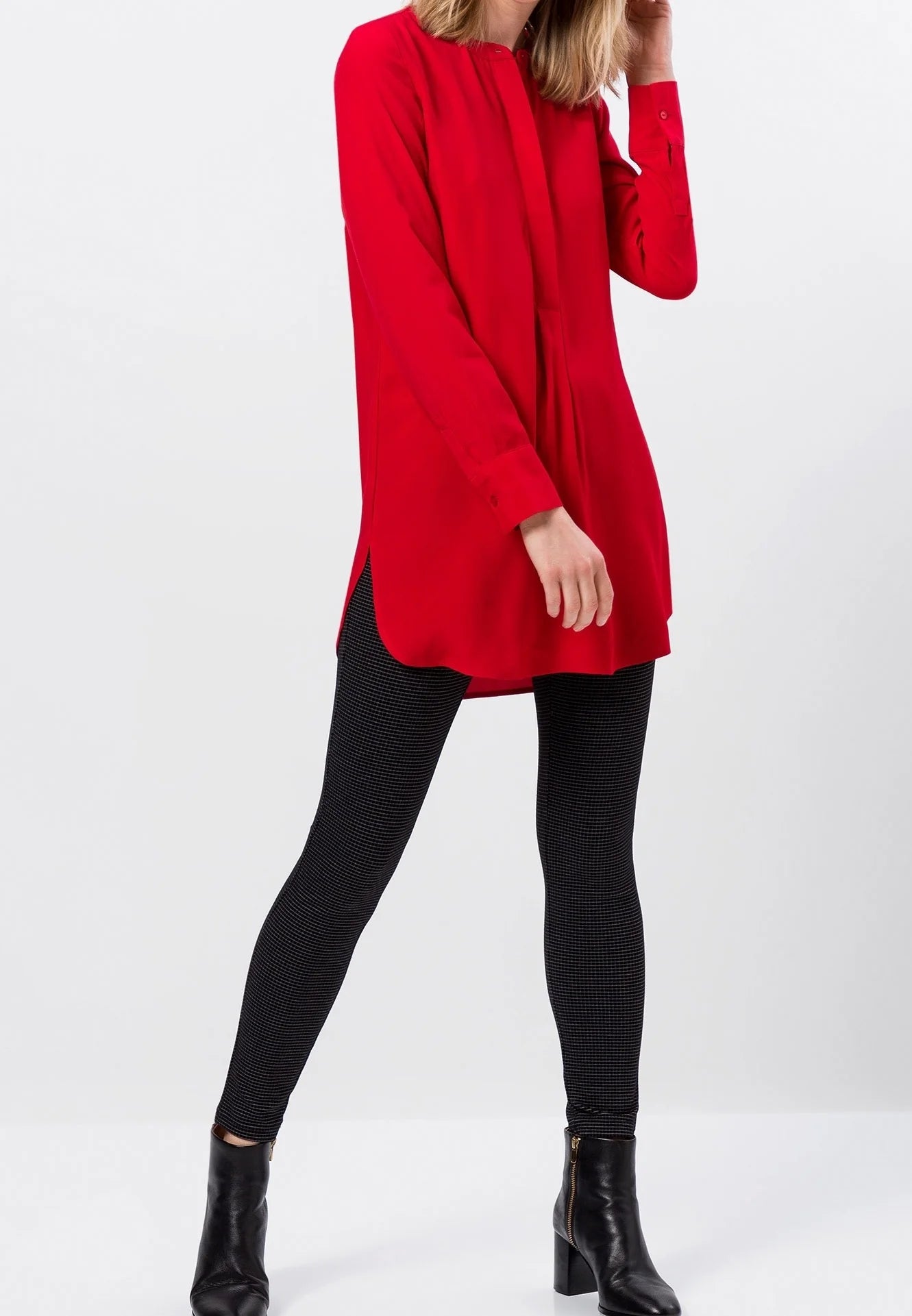 Zero Longline Crepe Blouse – Red