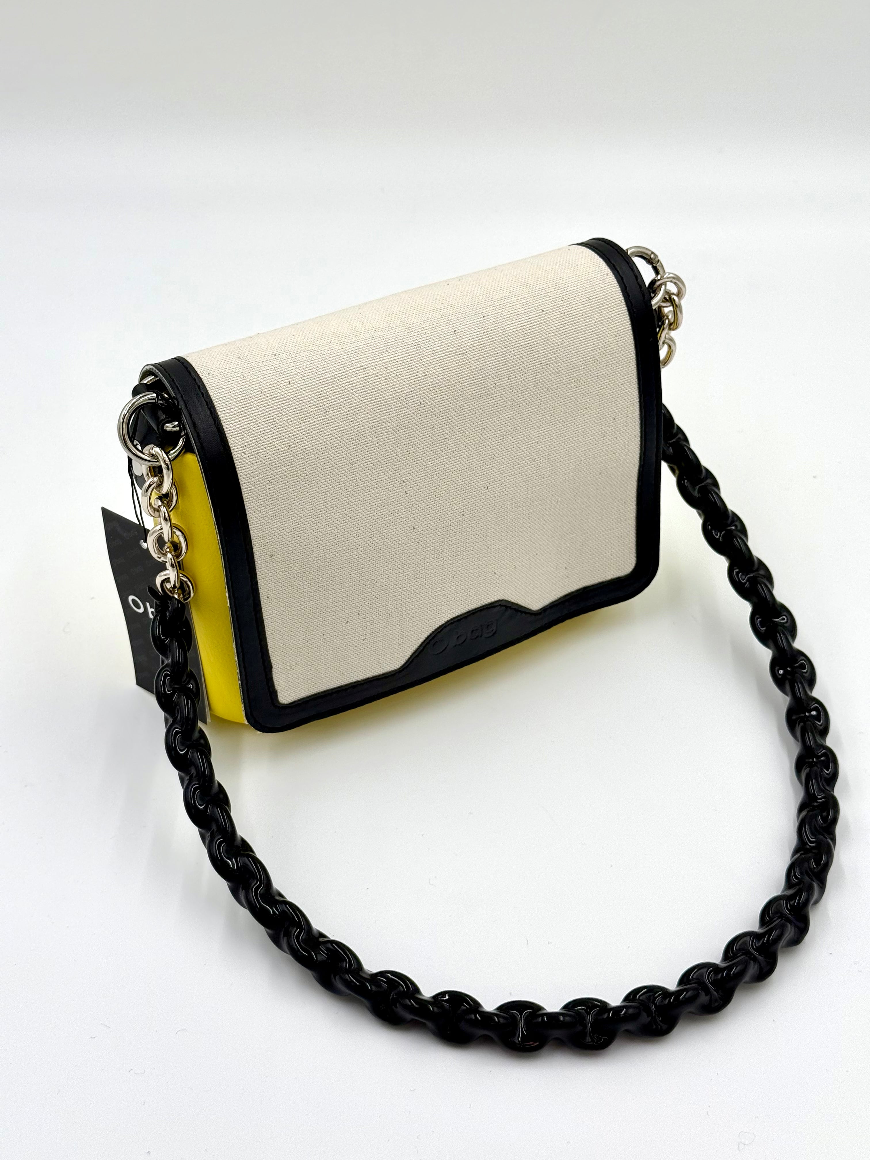 O bag Pocket Compact Crossbody Bag