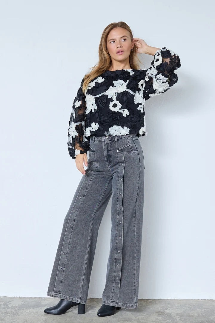 Co'couture Fleur CC Fluffy Long-Sleeve Blouse – Black