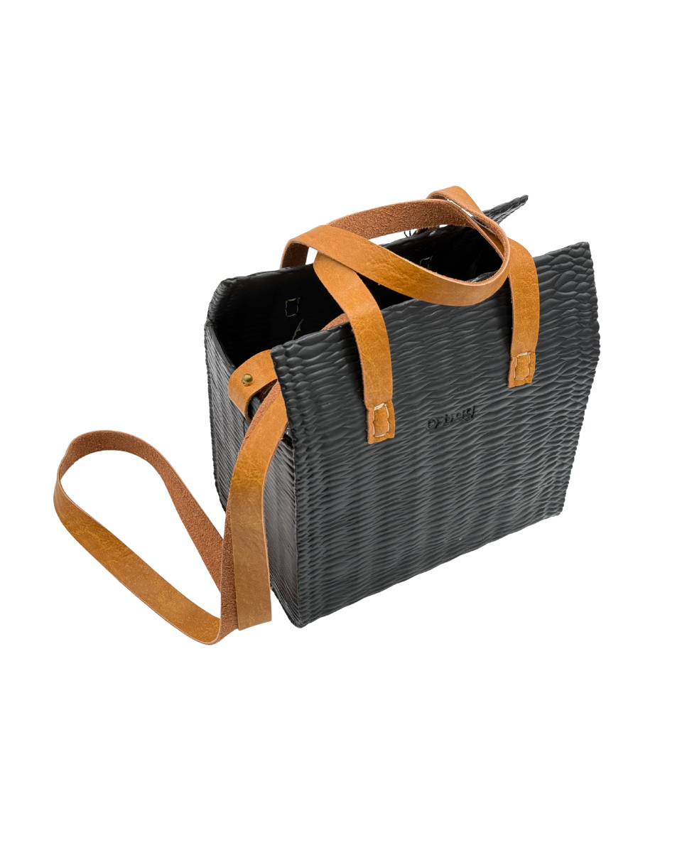 O bag Glam Woven-Texture Bag – Black