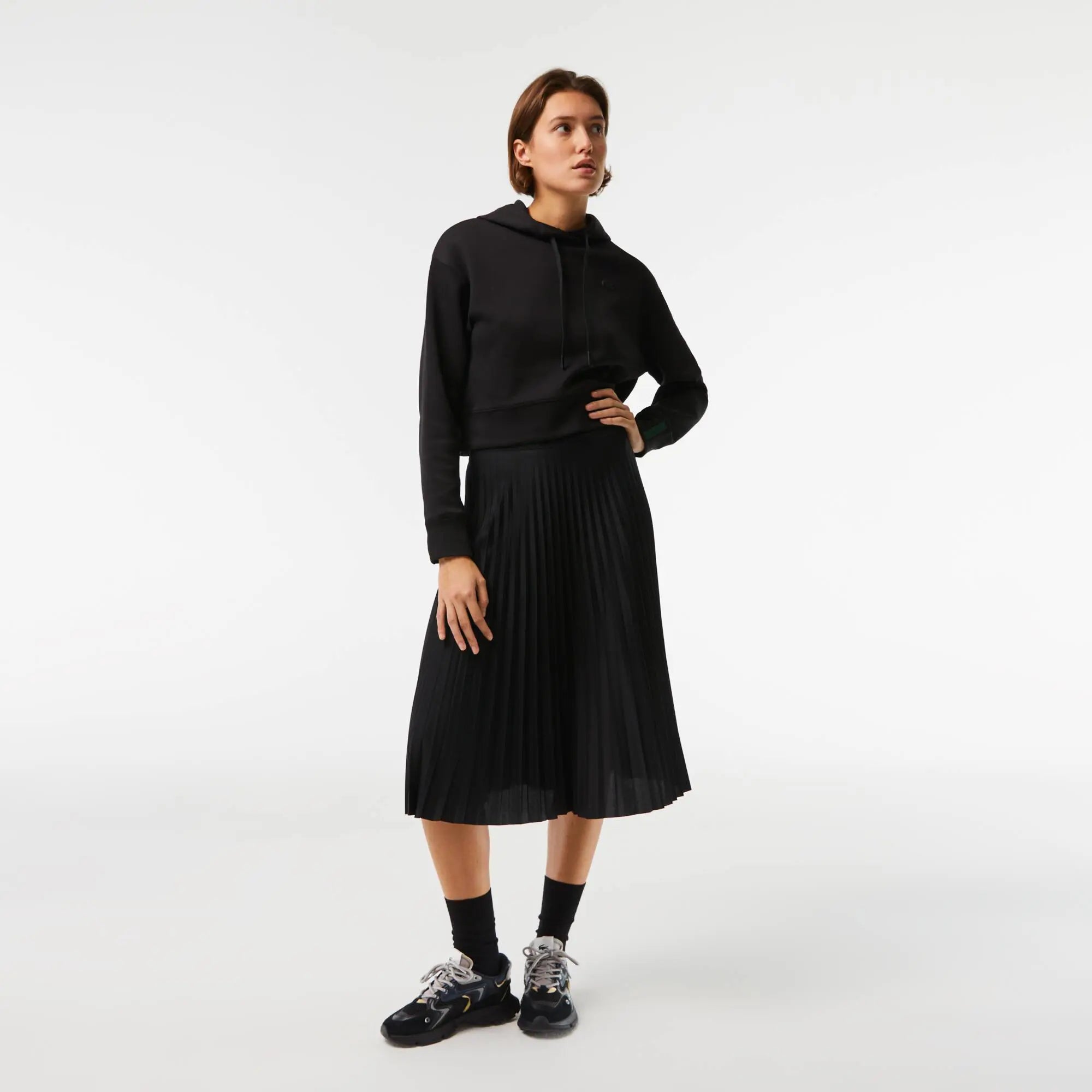 Lacoste gumis derekú, rakott midiszoknya – fekete