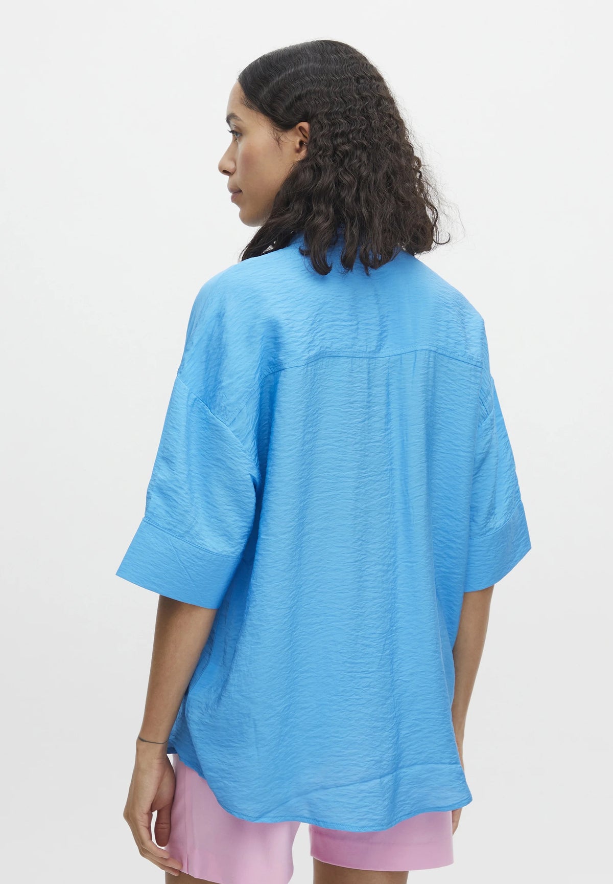 b.young BYIHALIEA gombos blúz – Ibiza Blue