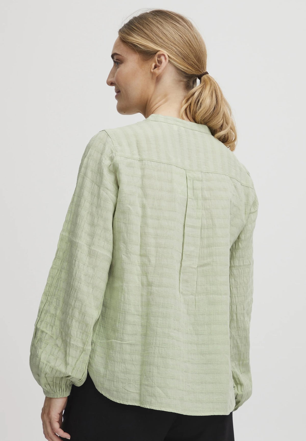 b.young BYIloni texturált jacquard blúz – Smoke Green