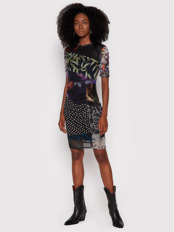 Desigual Amber patchwork hálós miniruha – fekete, színes mintával