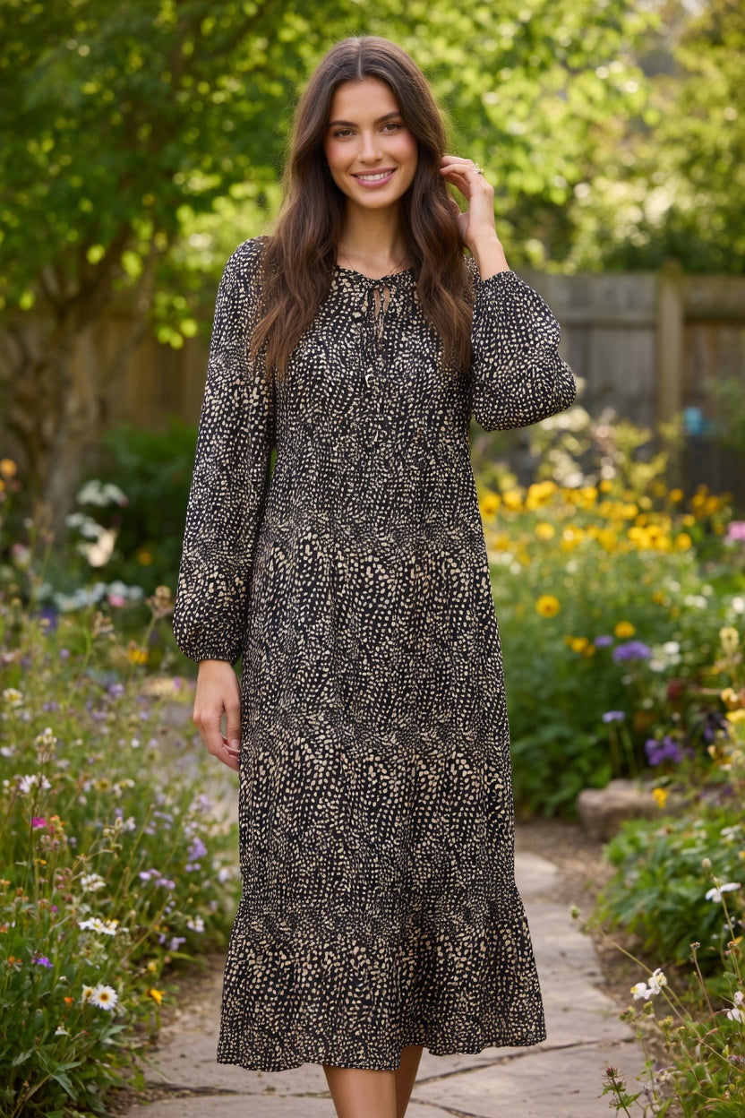 Sorbet Saphia Dotted Print Midi Dress – Black