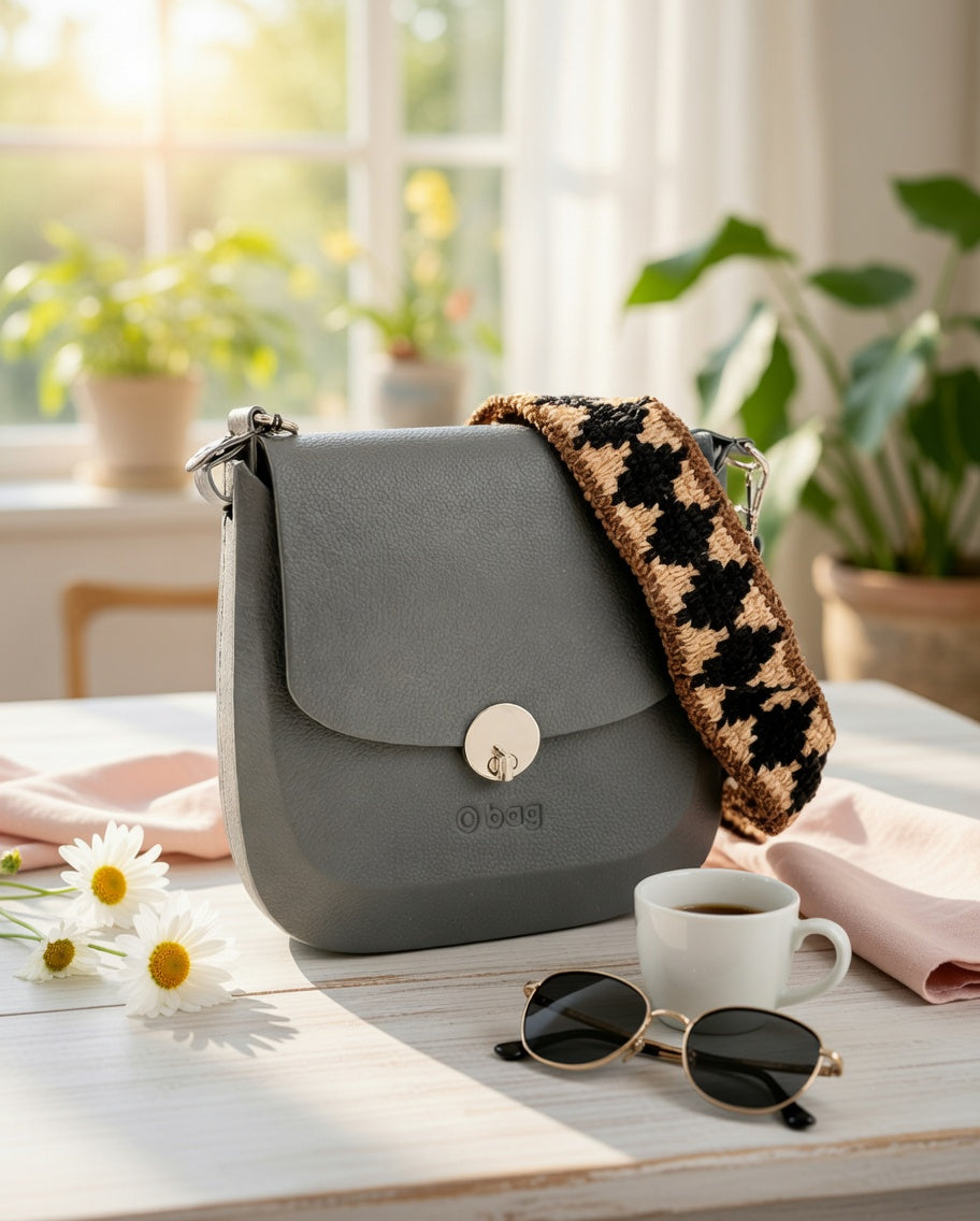 O bag Chase – Crossbody Bag with Houndstooth Strap in gray, stylish women's fashion accessory, perfect for an outlet.