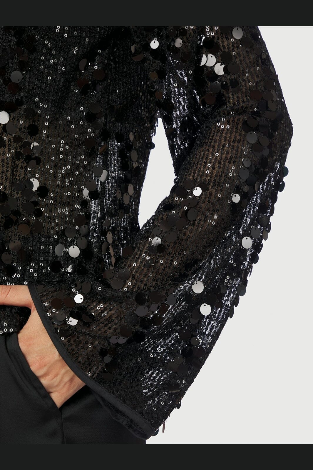 Neo Noir Blake Sequin Blouse – Black