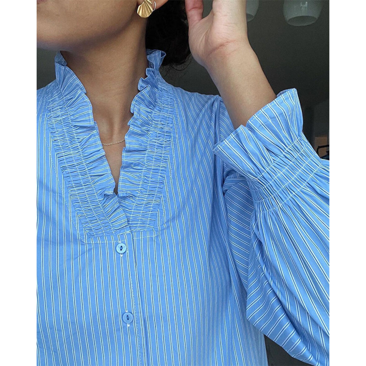 Neo Noir Brielle Stripe Shirt – Light Blue