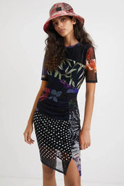 Desigual Amber patchwork hálós miniruha – fekete, színes mintával